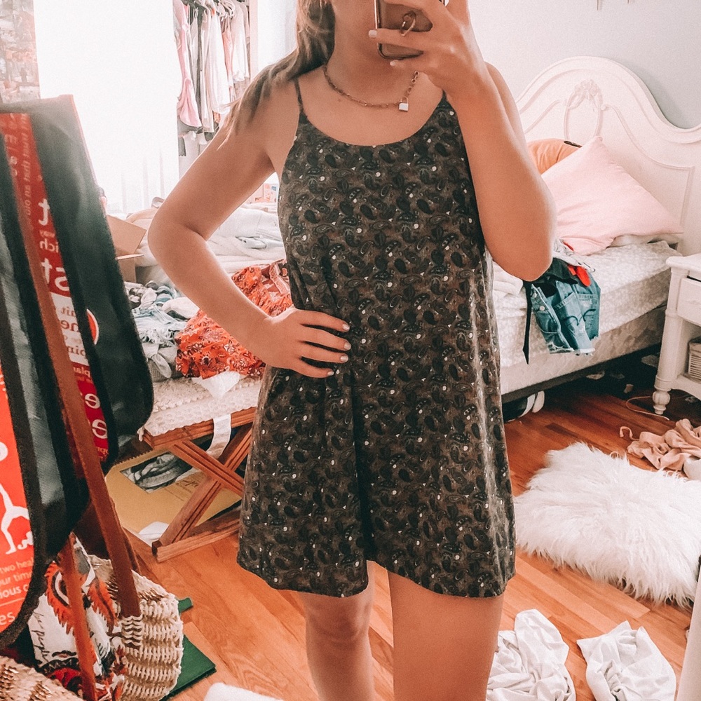 Paisley Print Dress🤍